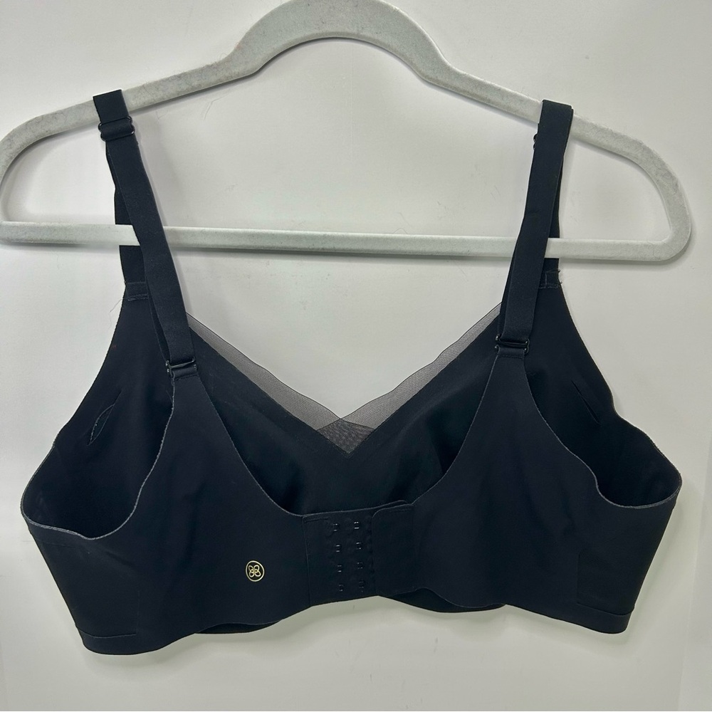 Women's Wire Free CrossOver Black Mesh Bra Size 1X - Picture 6 of 16